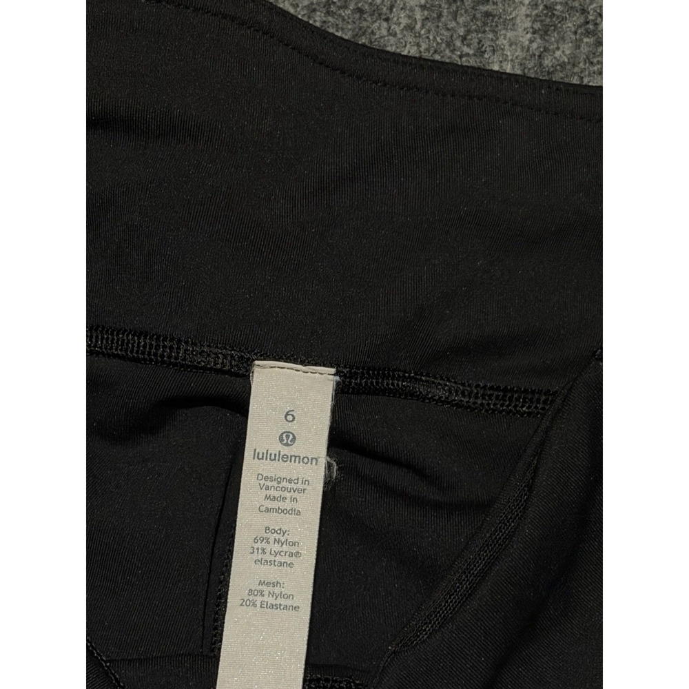 Lululemon Women's Size 6 Black High Waisted Cropped Pull On Leggings - Picture 3 of 8